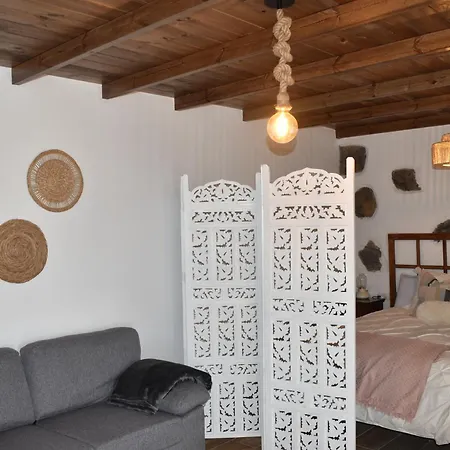 Delia & Juan Chalet Erese